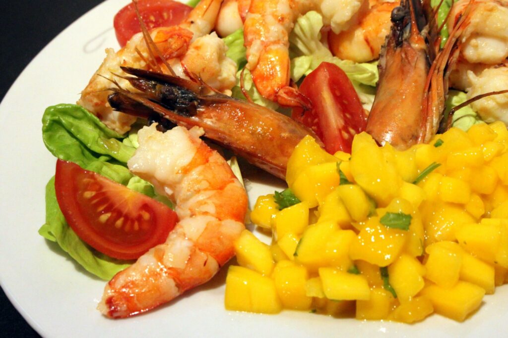 Shrimps with Mango Salsa