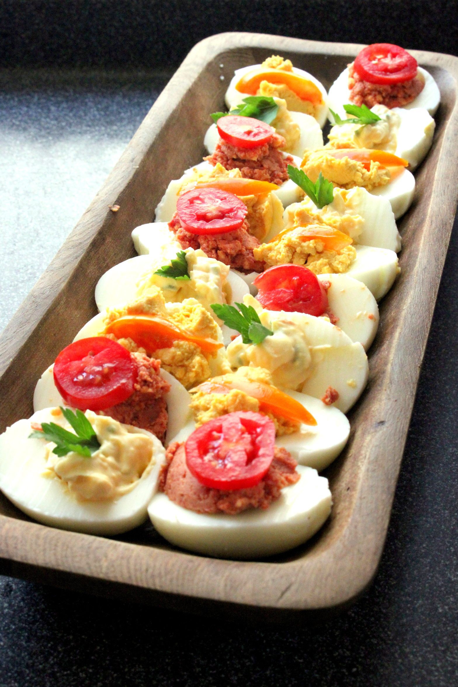 Bunte, gefuellte Eier - Colorful Deviled Eggs