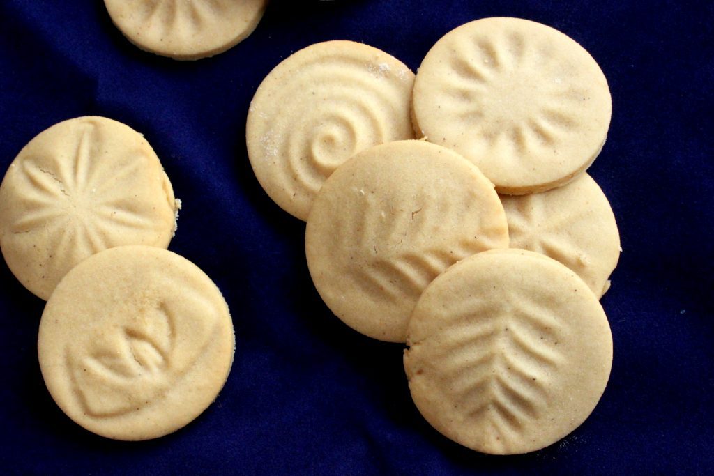 Züri Tirggel – Traditional Swiss Cookies