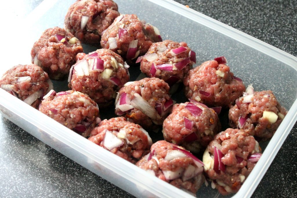 Vietnamesische Schweinefleisch-Hackbällchen – Vietnamese Pork Meatballs ...