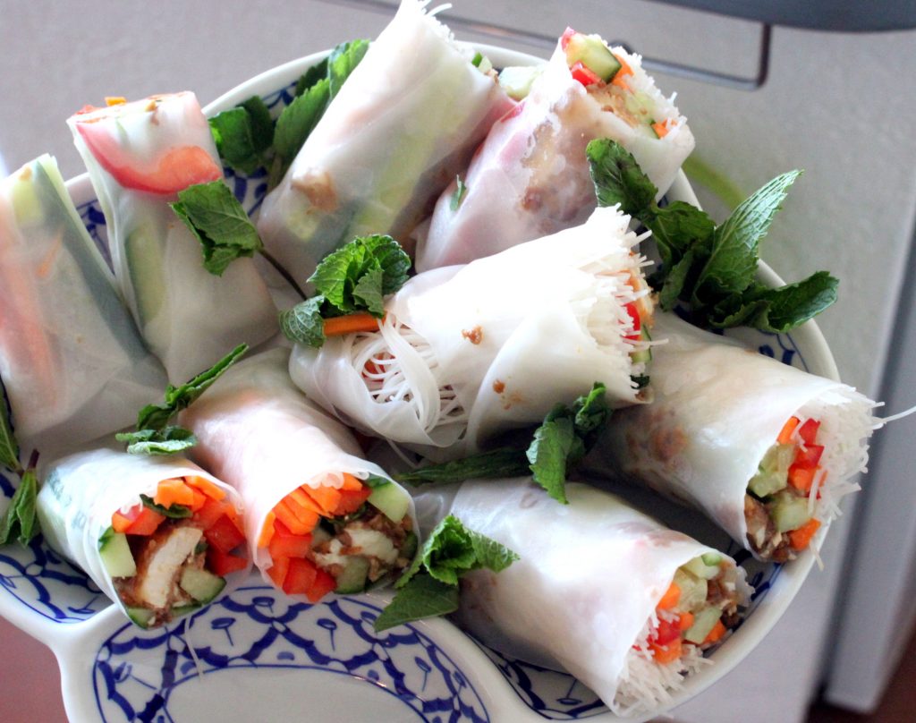 Vietnamesische Tofu und Gemüse Frühlingsrollen