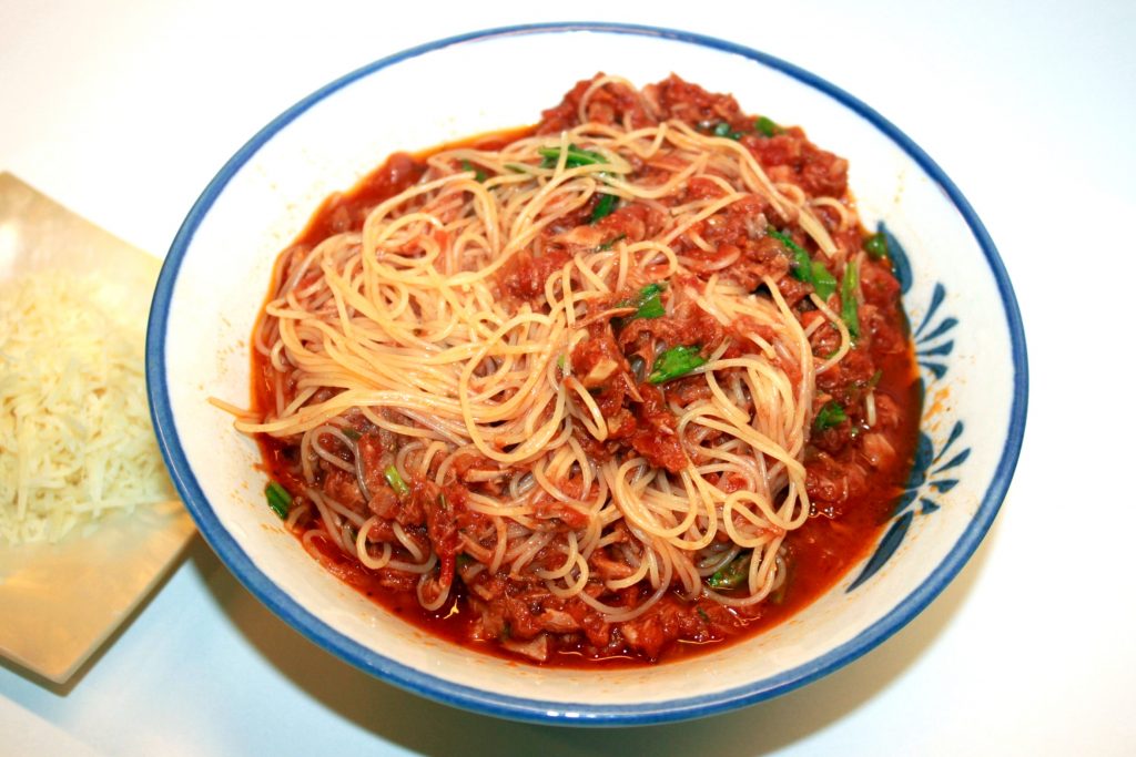 Thunfisch Spaghettini mit Rucola