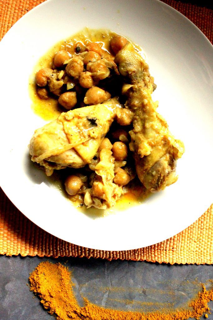 Hühnerbeine und Kichererbsen Curry