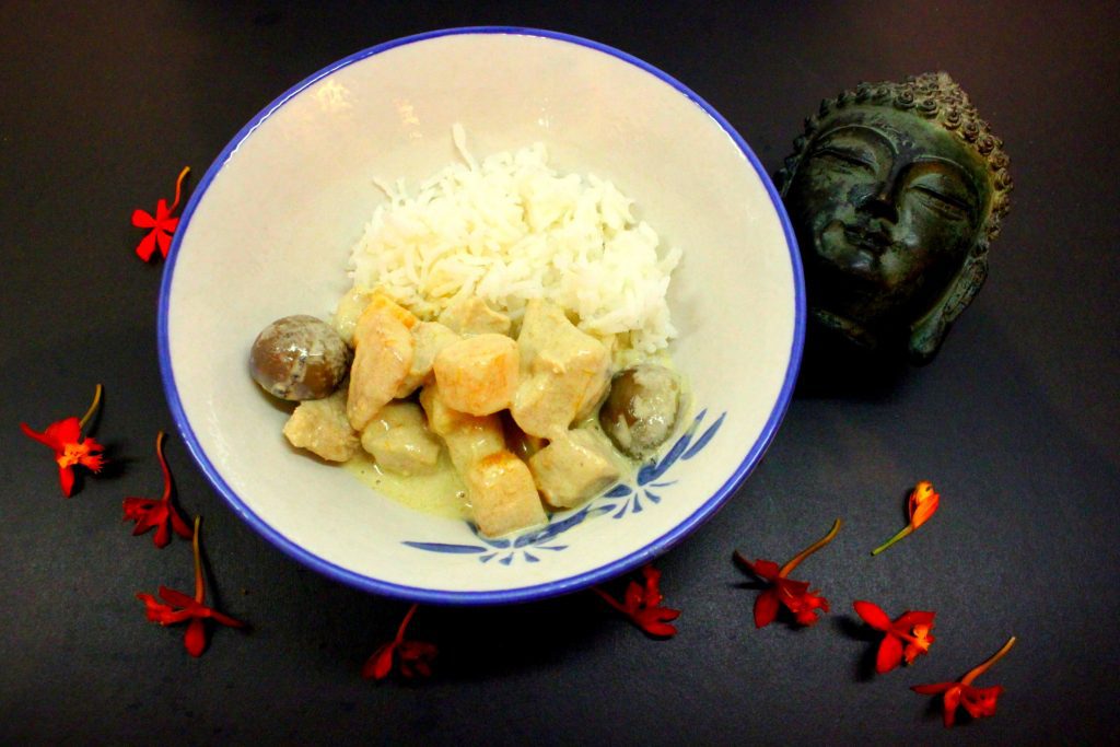 Thai Style Green Chicken Curry with Eggplants