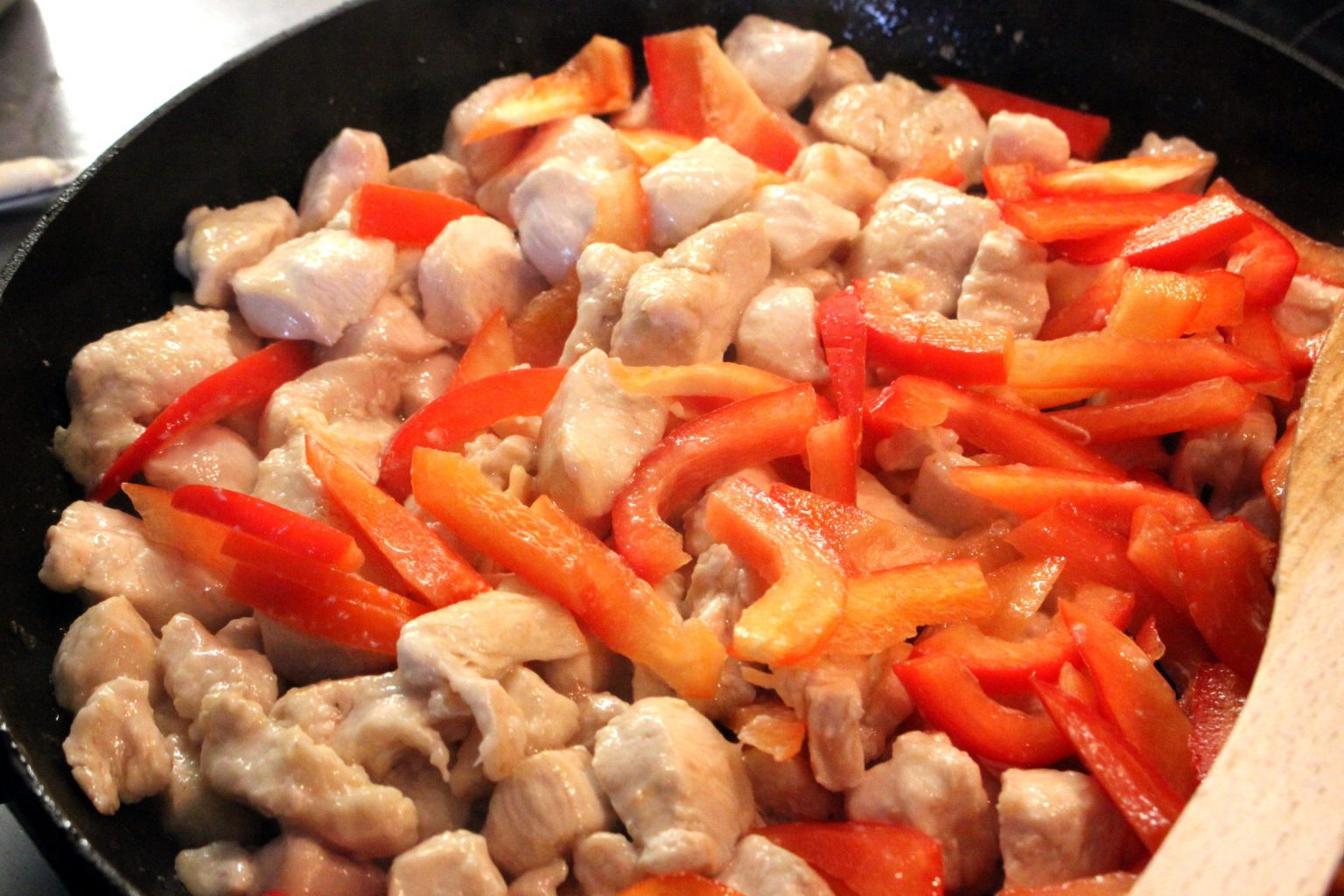 Chinesisches Huhn mit Cashew Nüssen