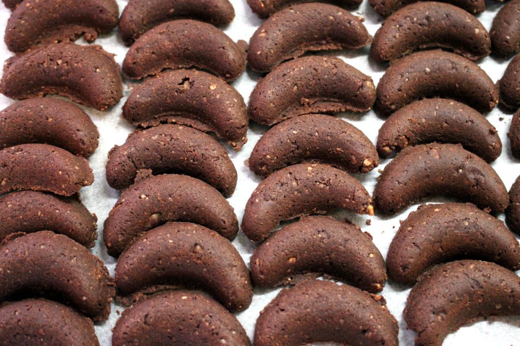 Schoko-Haselnuss Kipferl 