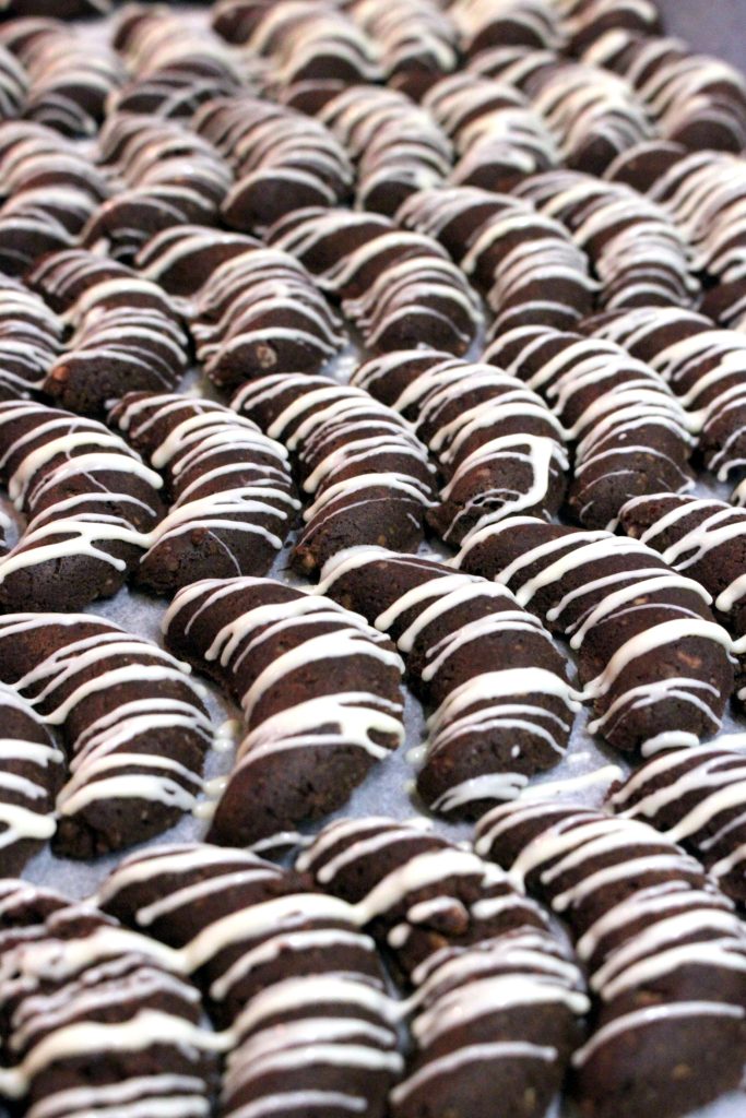 Schoko-Haselnuss Kipferl 