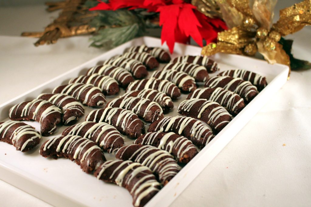 Schoko-Haselnuss Kipferl 