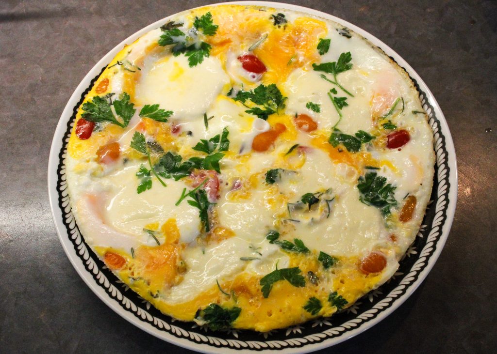 Frühstücks Omelette mit Mozzarella