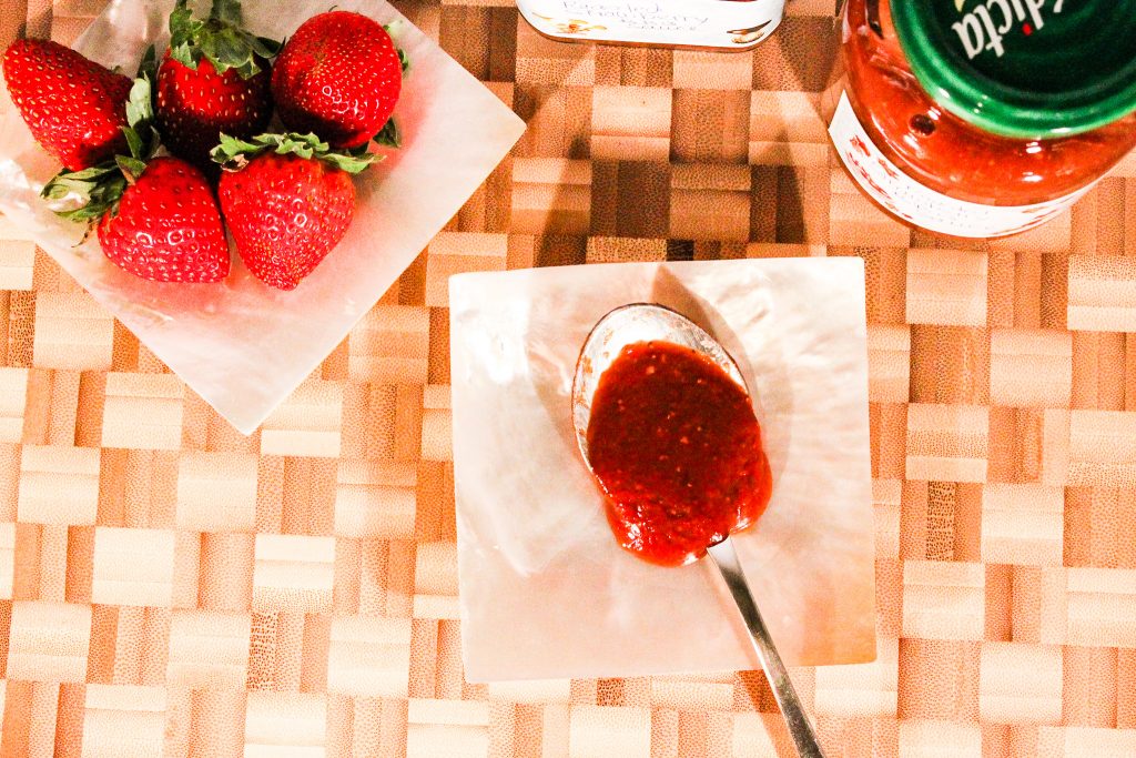 BBQ Sauce mit gerösteten Erdbeeren