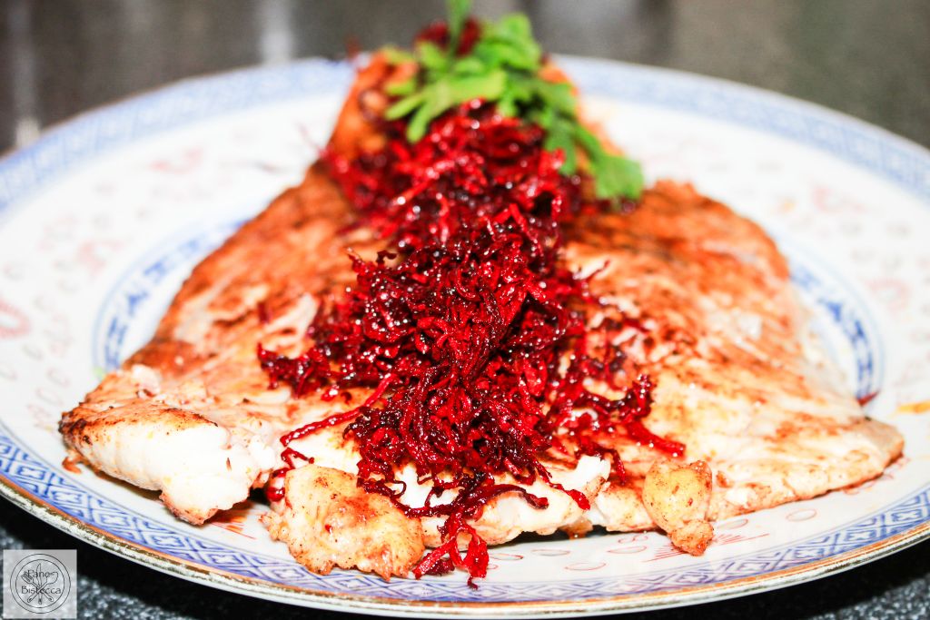 Sole Filet mit frittierten Randenfäden