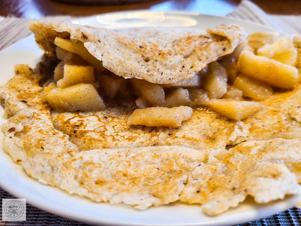 Glutenfreie Crêpes mit Zimt- Äpfeln