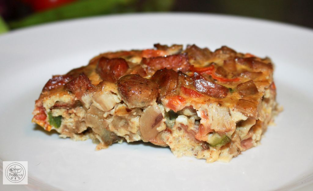 Frittata mit Gemüse und Würstchen