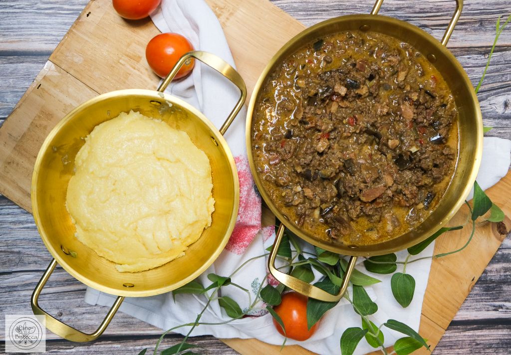 Polenta mit Fleisch-Gemüse Sauce