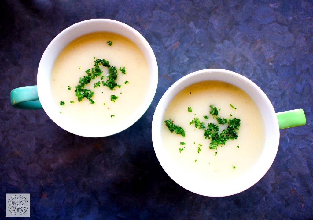Spargelcreme Suppe aus Spargelschalen