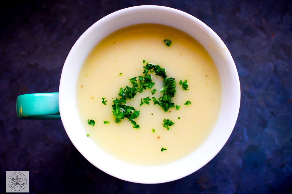 Spargelcreme Suppe aus Spargelschalen