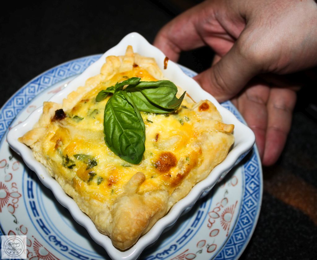 Kleine Frischkäse-Speck Wähen