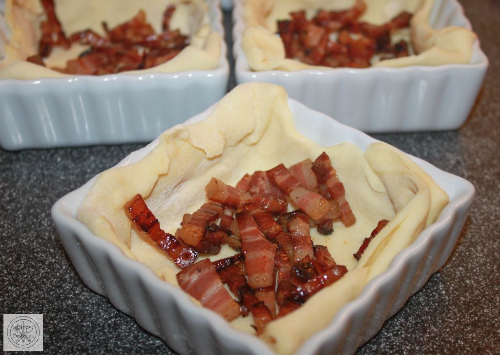 Kleine Frischkäse-Speck Wähen