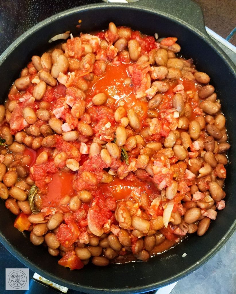 Fagioli all'Uccelleto - Italienischer Bohneneintopf