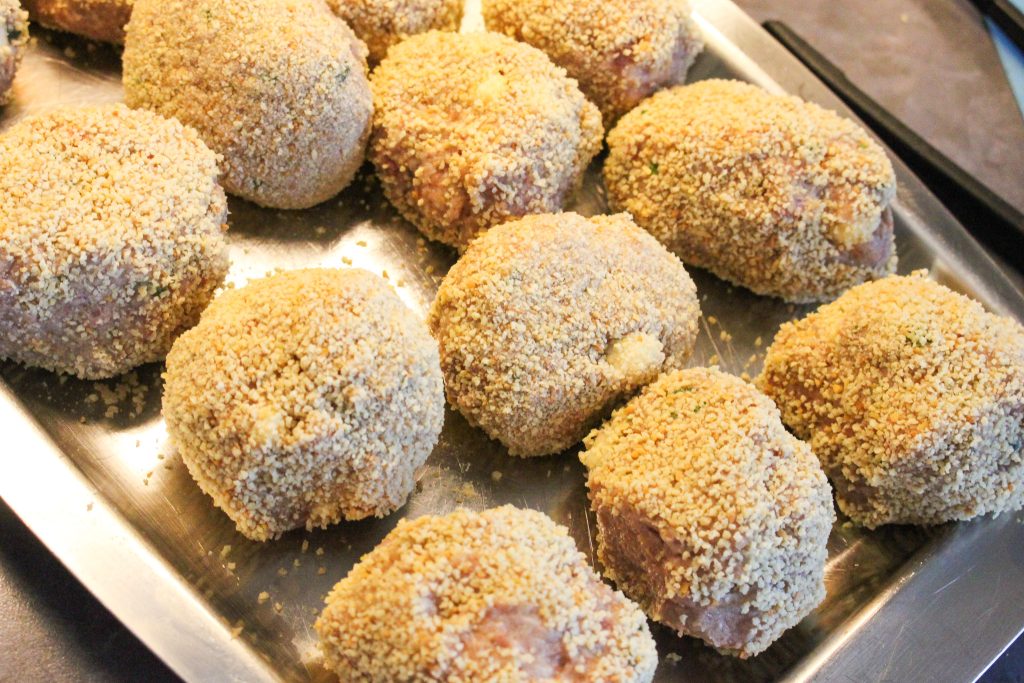 Panierte Fleischchügeli