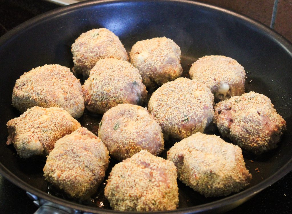 Panierte Fleischchügeli