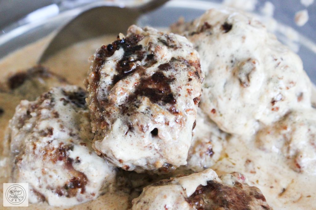 Panierte Fleischchügeli