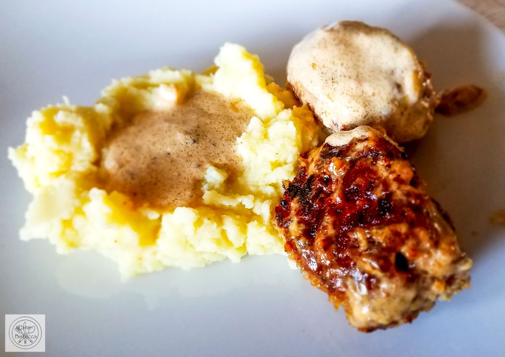 Panierte Fleischchügeli