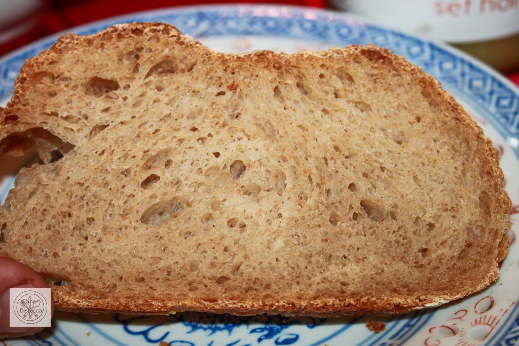 Selbstgemachtes Kräuter - Käse Brot