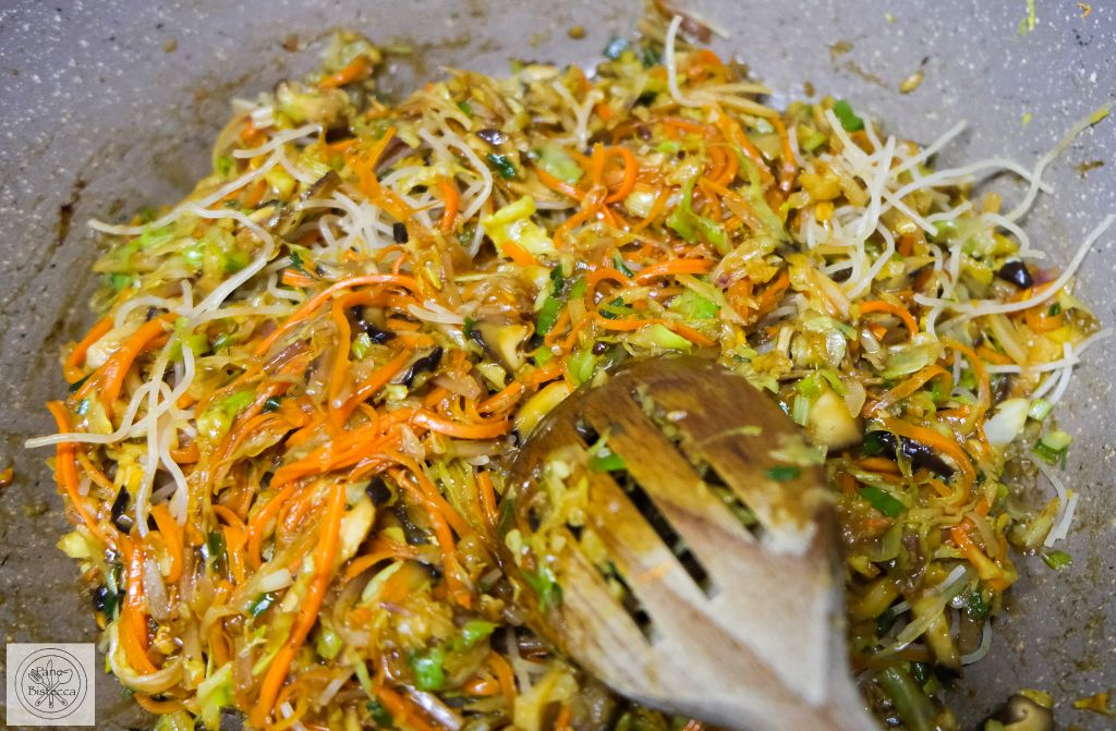 Knusprig gebackene Frühlingsrollen