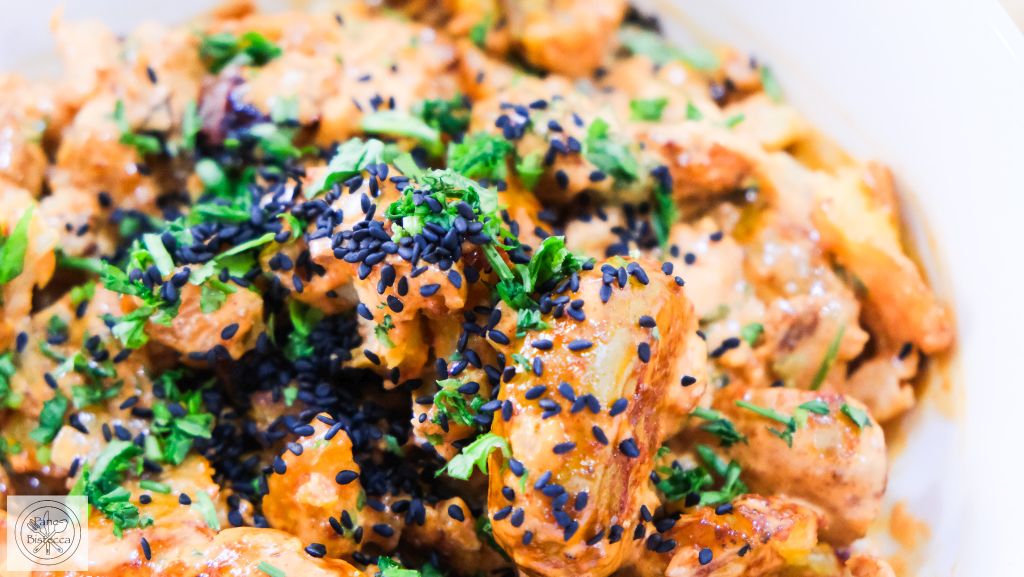 Scharfer Koreanischer Kartoffelsalat