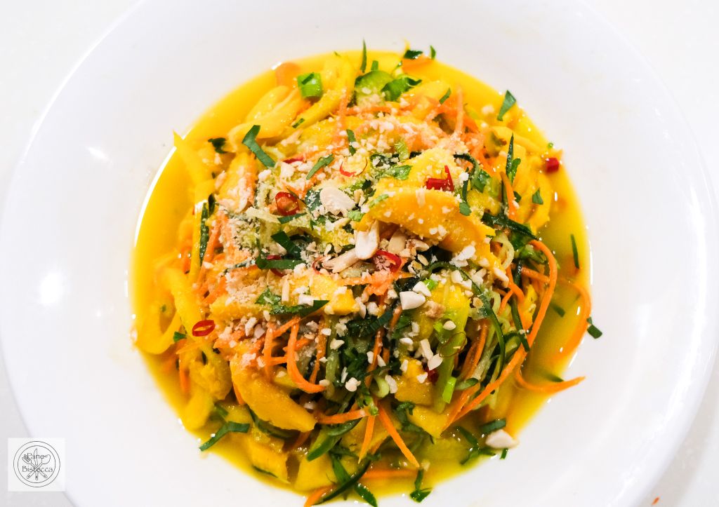 Asiatischer Mango Salat