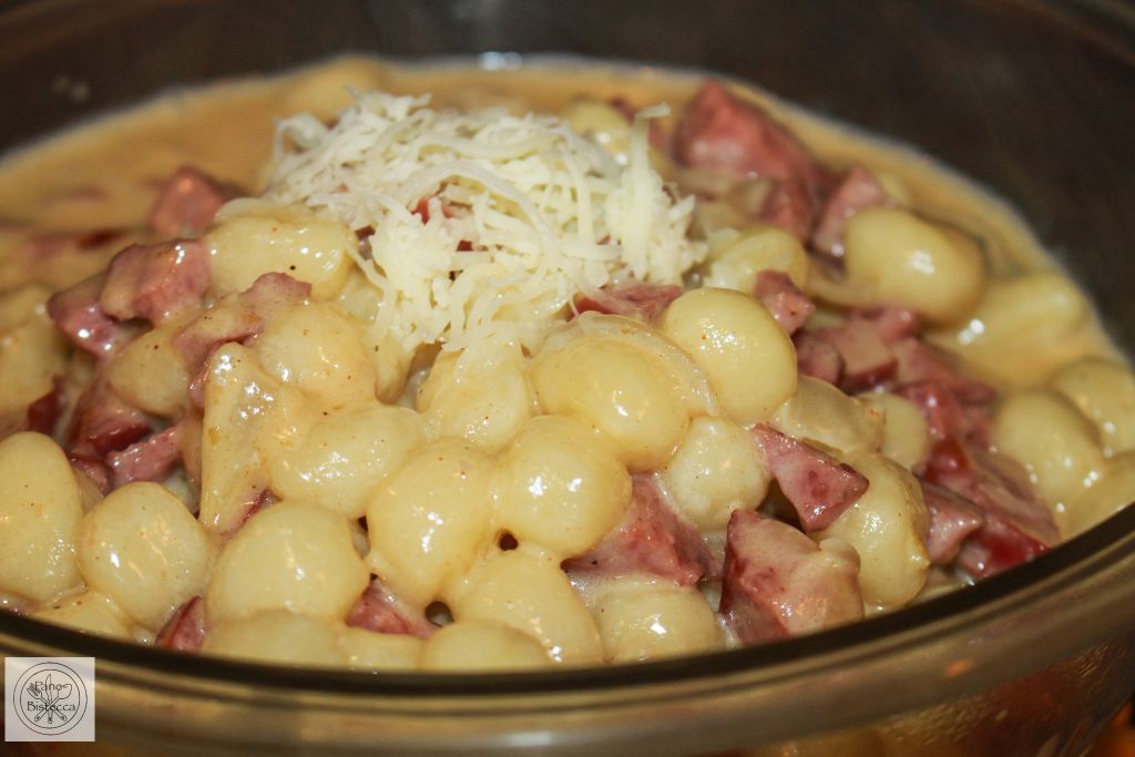 Gnocchi mit Schüblig-Käse Sauce