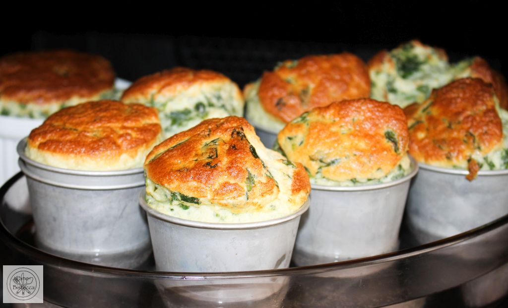 Doppelt gebackenes Spinat Soufflé