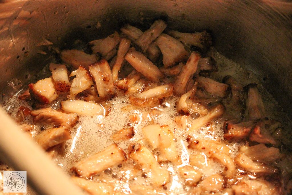 Gefüllte Auberginen mit Knusper Bauchspeck Topping