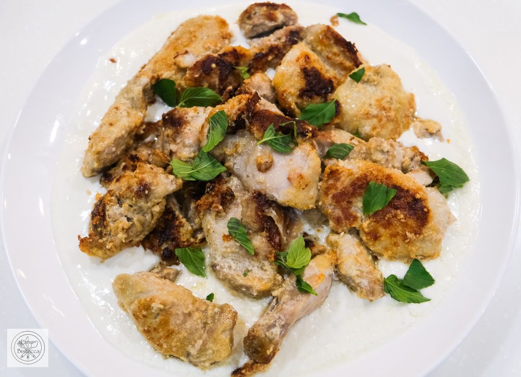 Libanesisches Zitronen Hühnchen auf Joghurt