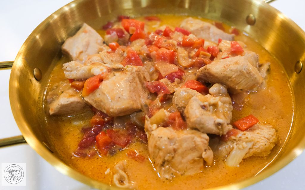 Brasilianisches Kokosnuss Huhn