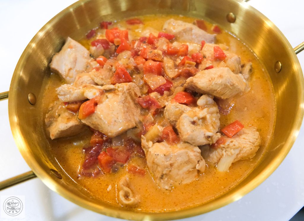 Brasilianisches Kokosnuss Huhn