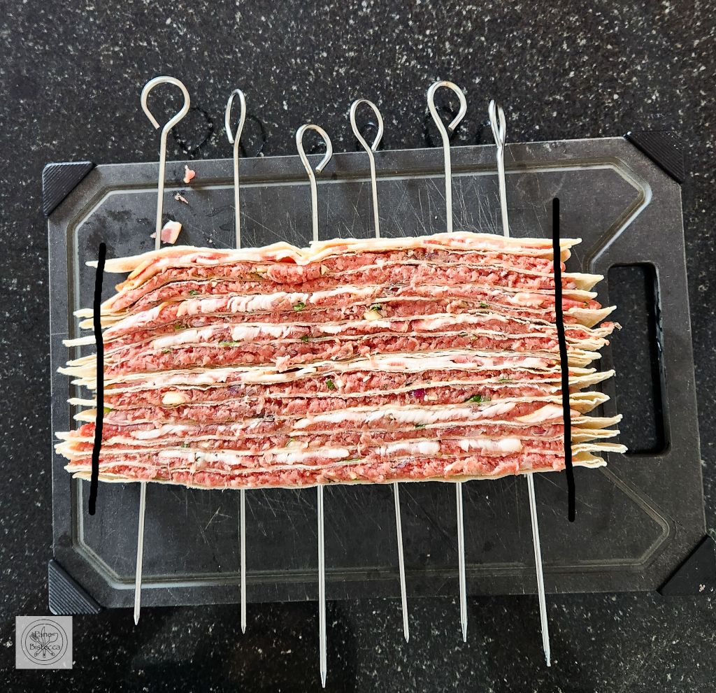 Hackfleisch Spiesse mit Tortilla
